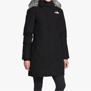 Women’s North Face Black Winter Parka - Gently used